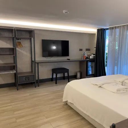 Cunda Pıer 4*