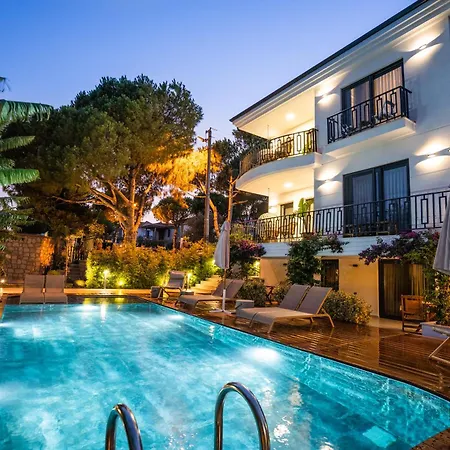 Cunda Pier Bed & Breakfast *