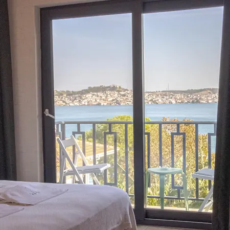 Cunda Pıer 4*